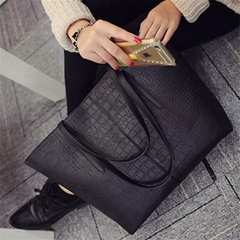Spring summer 2021 Europe shoulder bag handbag simple fashion design