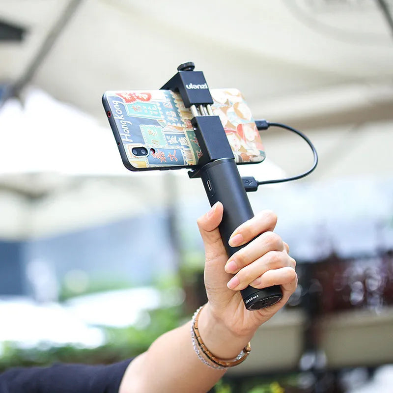 Black aluminium alloy handheld power bank with 6800mAh capacity shown from the side.