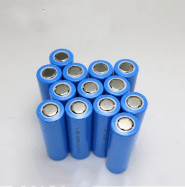 18650 lithium-ion rechargeable battery with 3.7V 2600mAh capacity and safety features