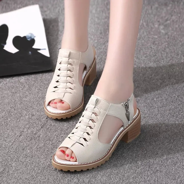 Women's retro sandals with side zipper and mid-heel in three colour options