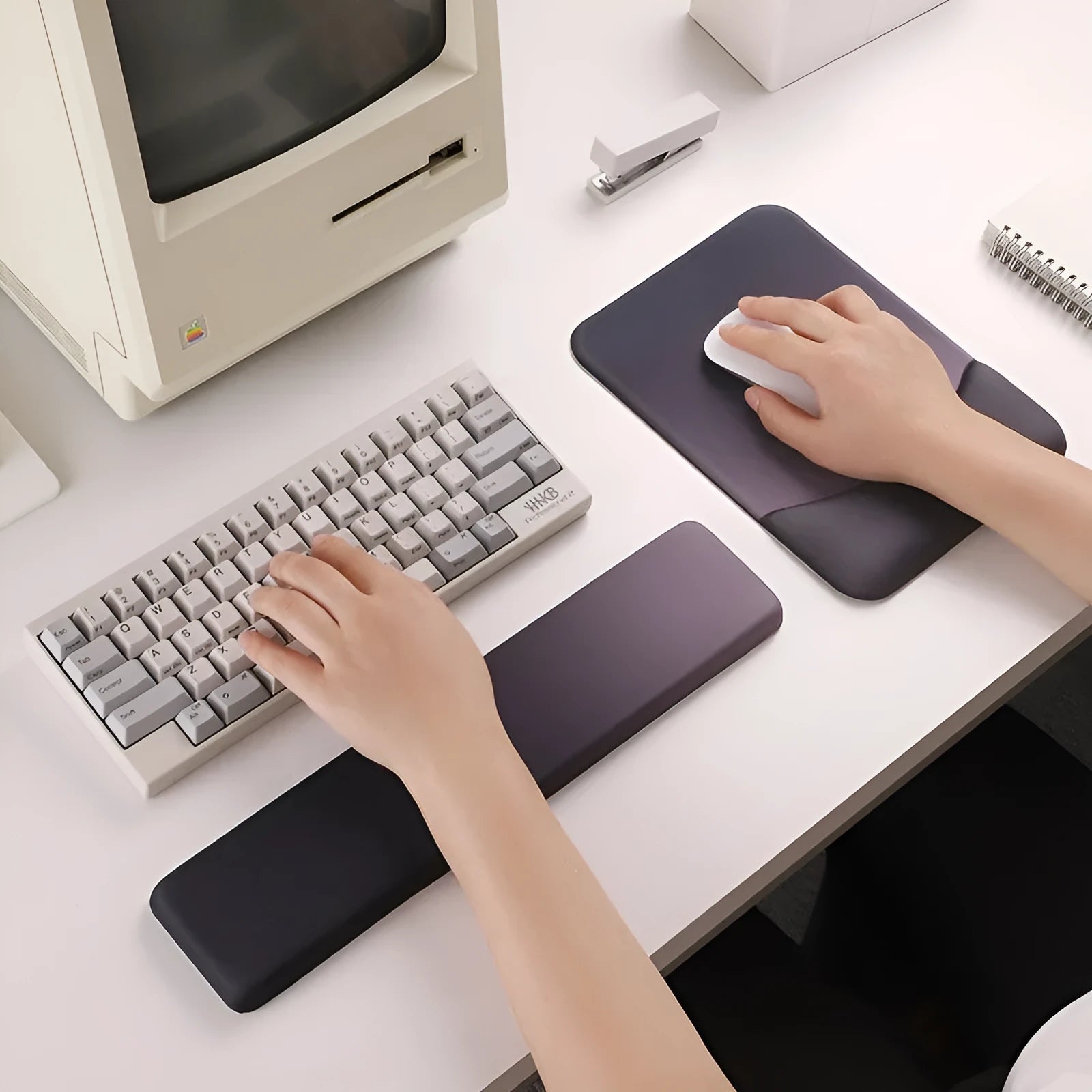 Square silica gel wrist rest mouse pad with cloth surface measuring 250mm by 180mm