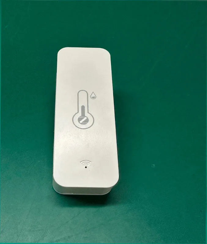 WiFi Zigbee temperature and humidity sensor with ABS plastic housing measuring 72x25x20mm
