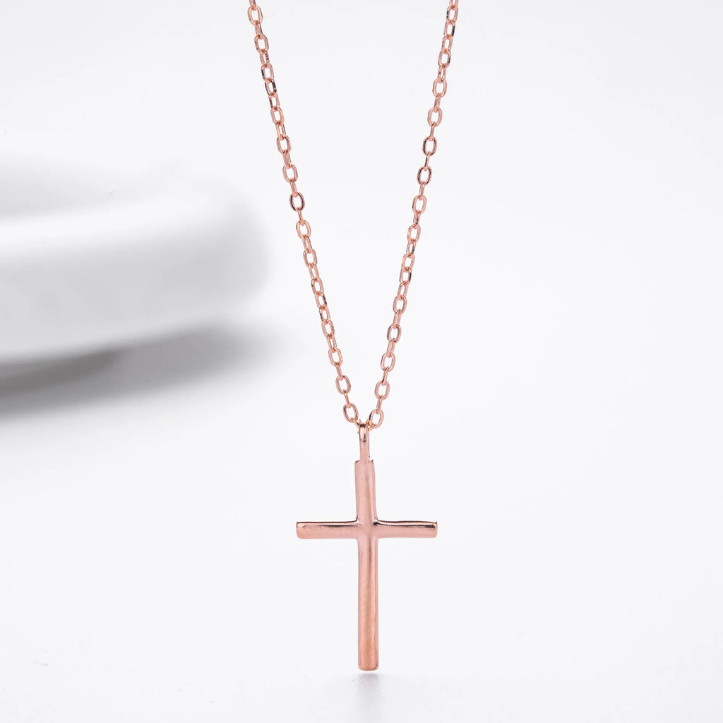 Sterling silver necklace with cross pendant on adjustable O-chain in gold plating