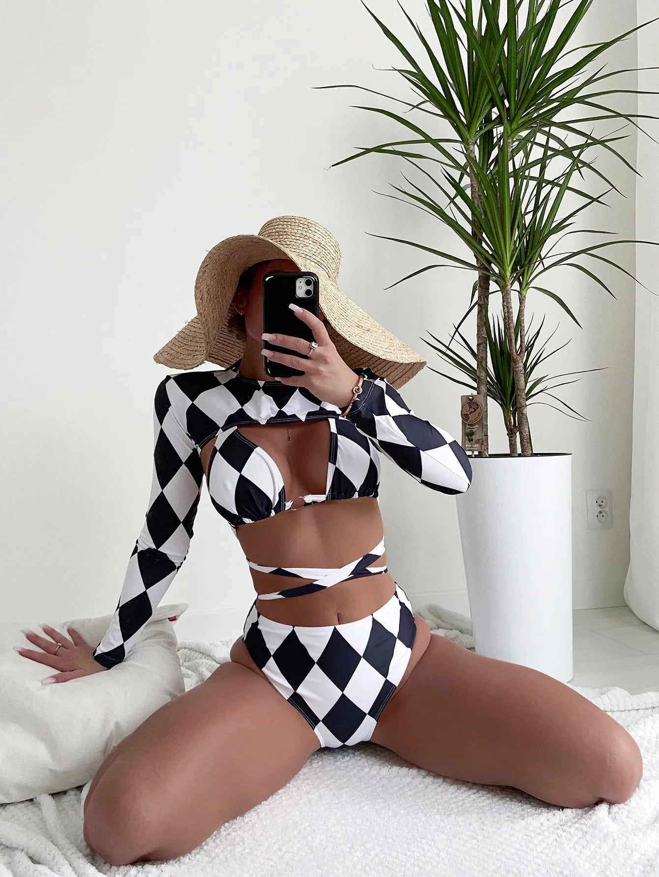Ladies three-piece swim set with long sleeves in plaid pattern