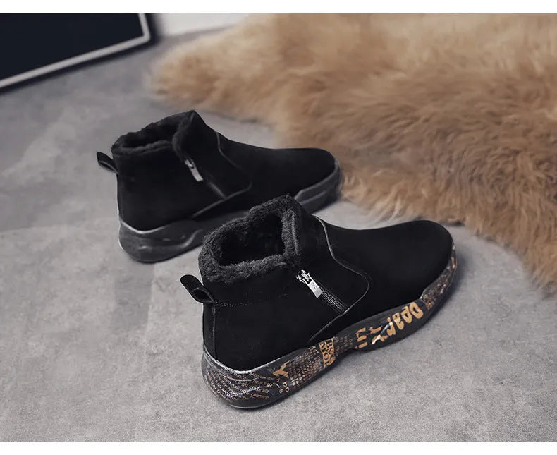 High-top snow boots with fleece lining, suede upper, and rubber platform sole in 2280 black and white