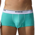 Men's cotton boxer shorts in solid colours with low waist design