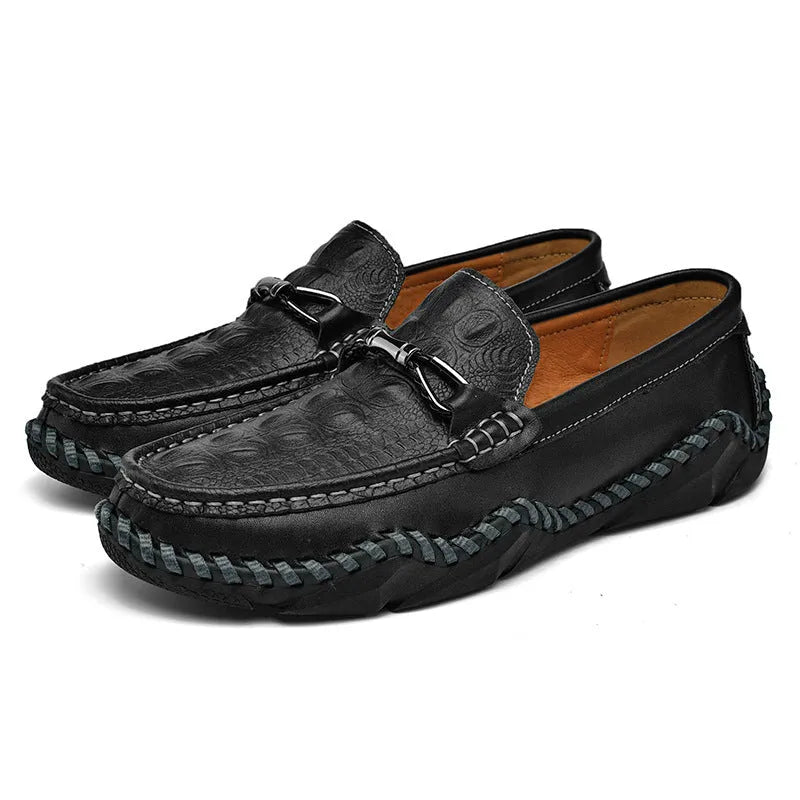 Men's driving beanie loafers in black cowhide with round toe and rubber sole