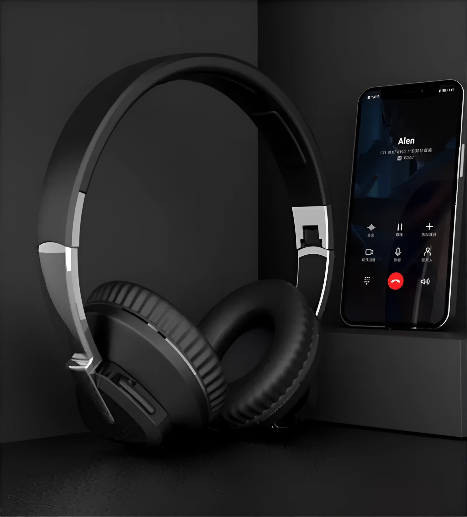 H3 wireless subwoofer headset in black colour showing ear cushions and control buttons