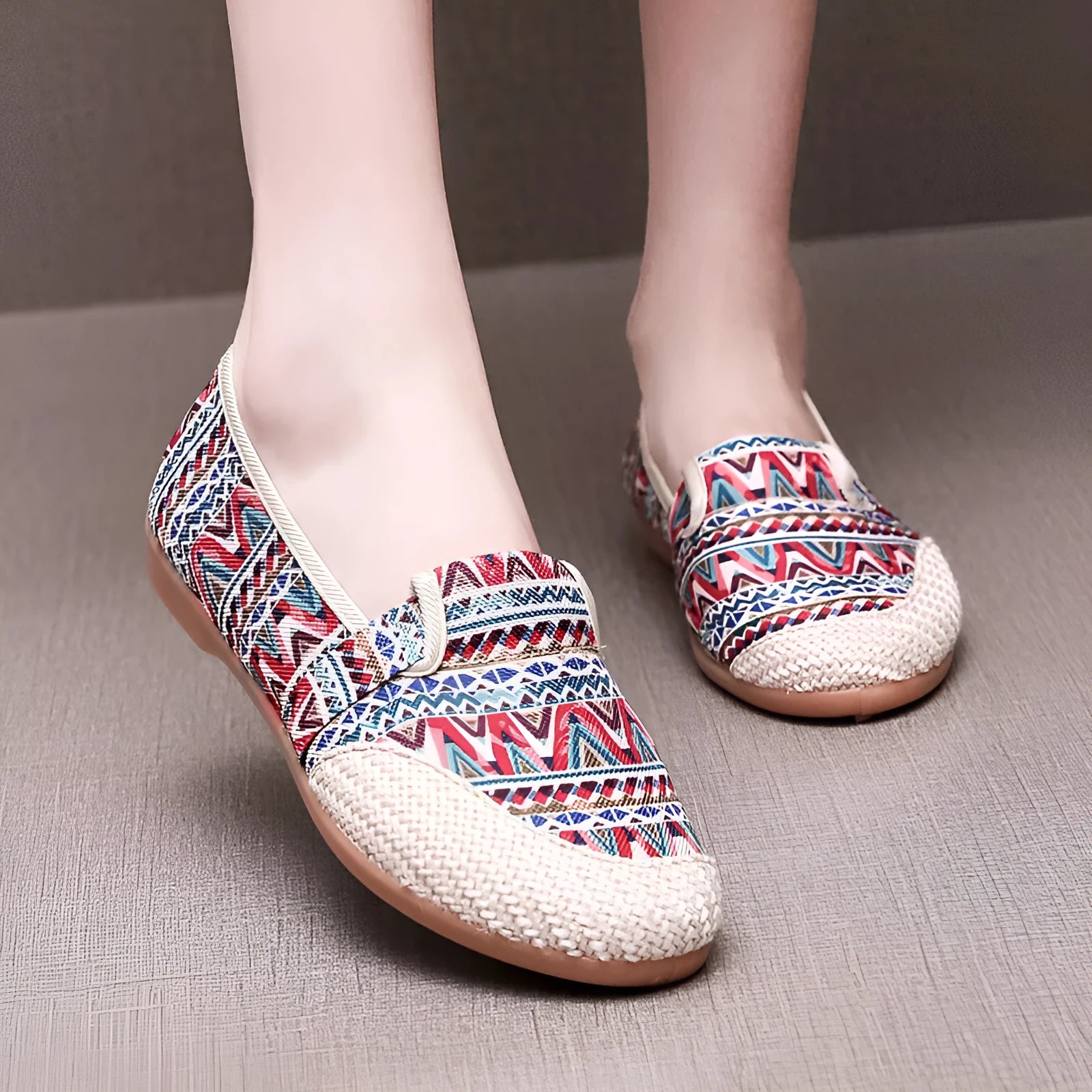 Women's ethnic style cloth shoes with colour stitching, cotton lining, and flat heel in shallow mouth design