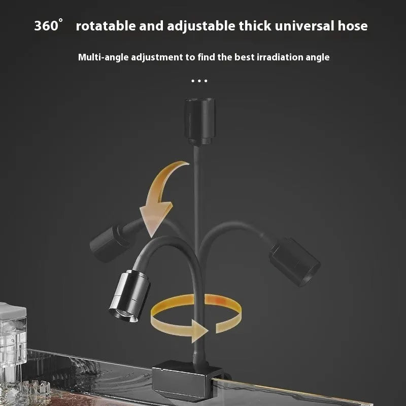 Small LED aquarium light with clip mounting option for 15-40cm fish tanks