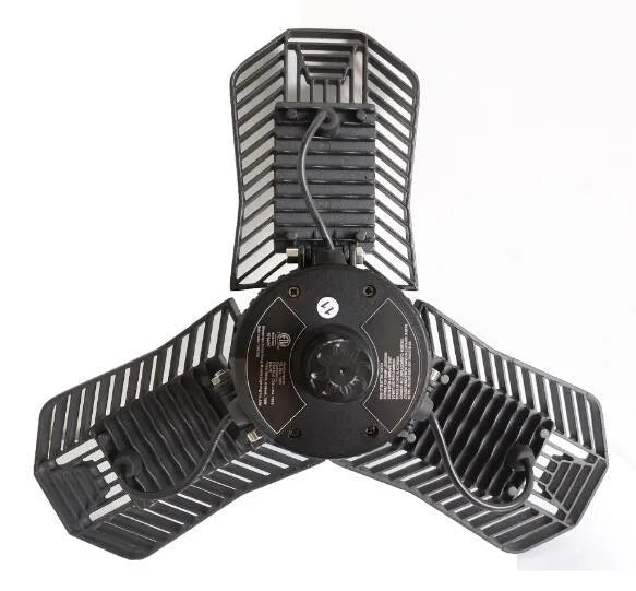 Waterproof industrial foldable garage lamp with die-cast aluminium housing and a clear polycarbonate lens.