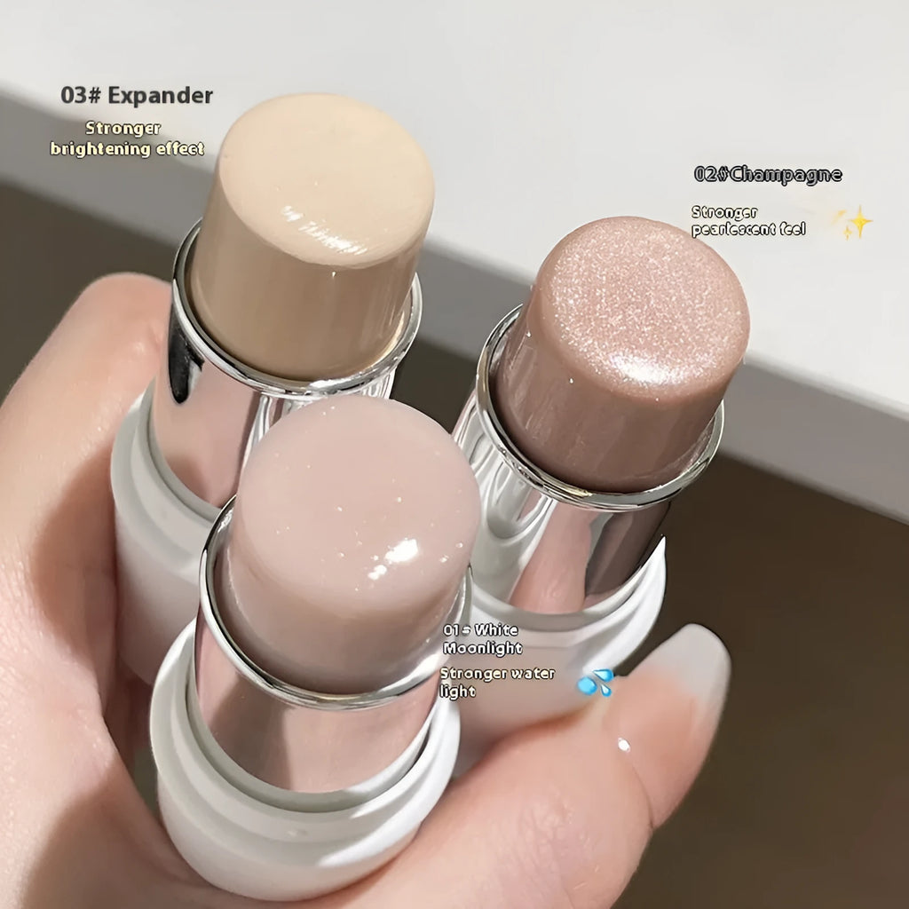 Fake Plain Face Water Light Highlighter in natural colour shades for universal skin types