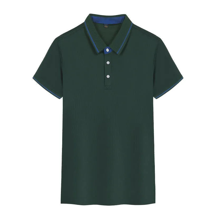 Man wearing a loose-fit quick-drying polo shirt in a solid colour with short sleeves and asymmetric detail.