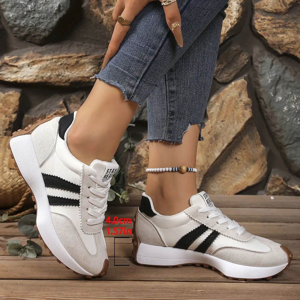 Women's thick bottom breathable casual sneakers in black with PU upper and flat heel