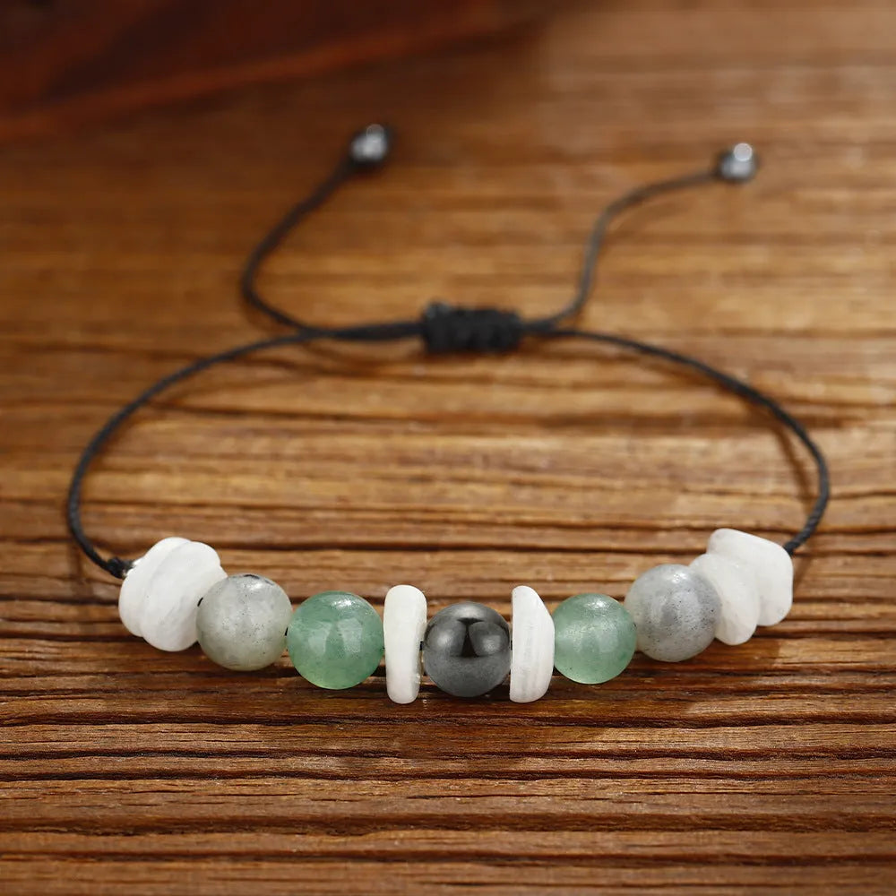 Geometric stone beaded bracelet in colour 3906 with manual craftsmanship