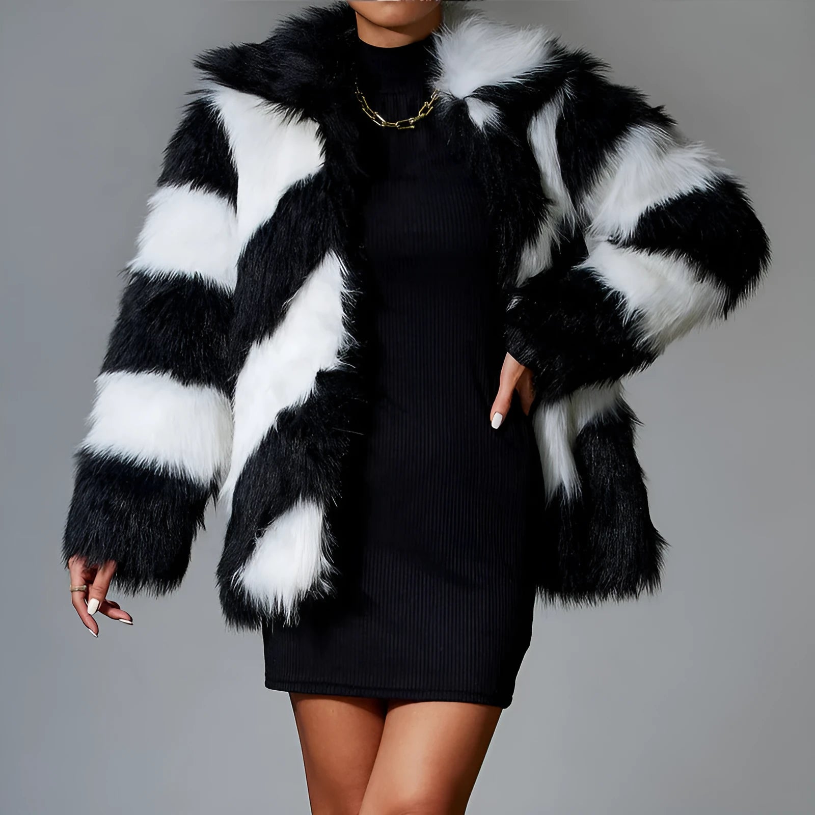 Picture colour faux fur coat with contrasting lapel and fur collar, regular sleeves.
