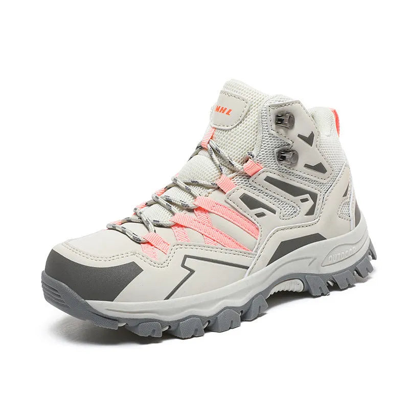 Low-top lace-up hiking sneakers in various colours with a rubber sole and flannel upper.