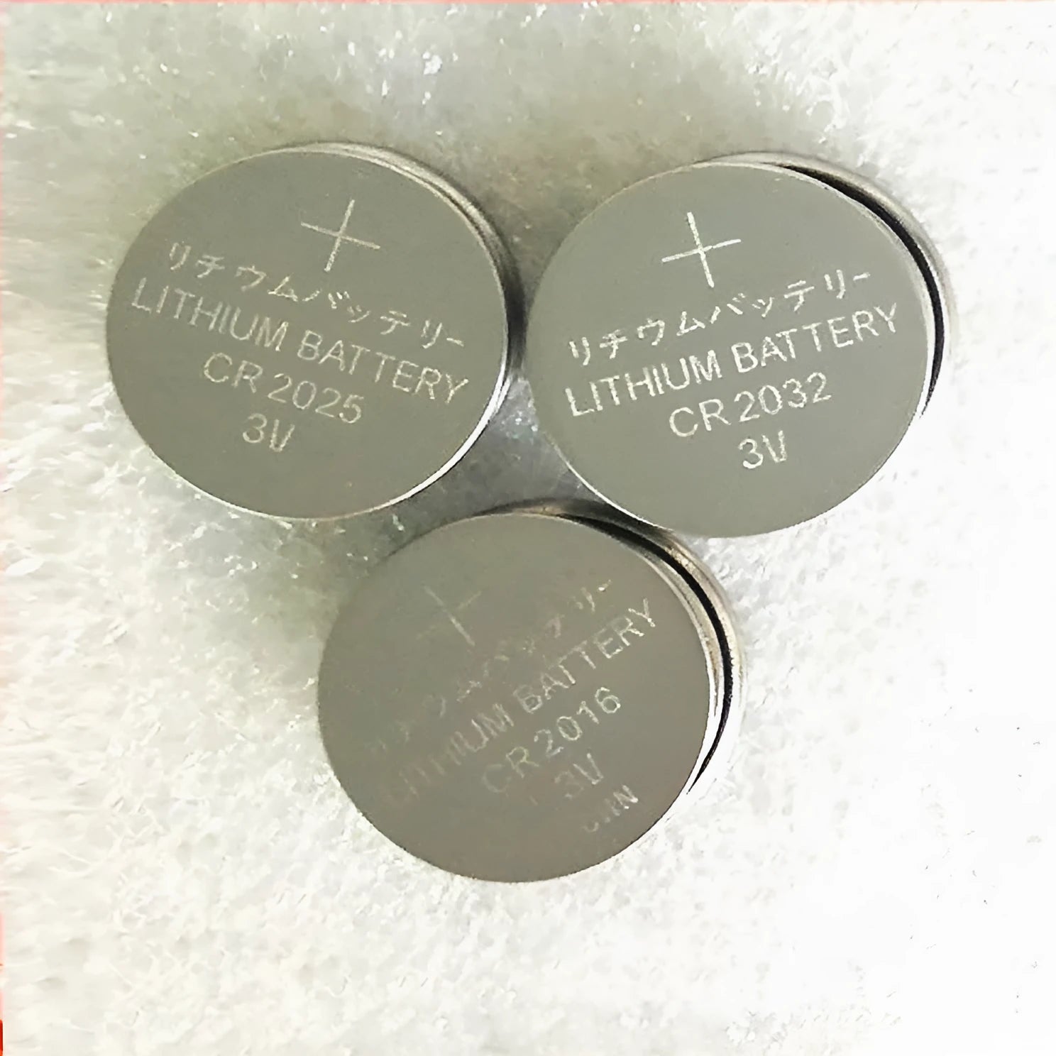 Pack of CR2032, CR2025 and CR2016 3V alkaline button cell batteries with 20mm diameter