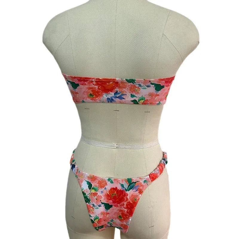 Floral print tube top bikini set in European style with lace details