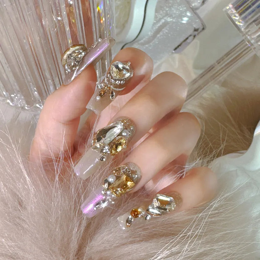 False nail patches with luxury rhinestone designs and phototherapy sealing layer in card packaging