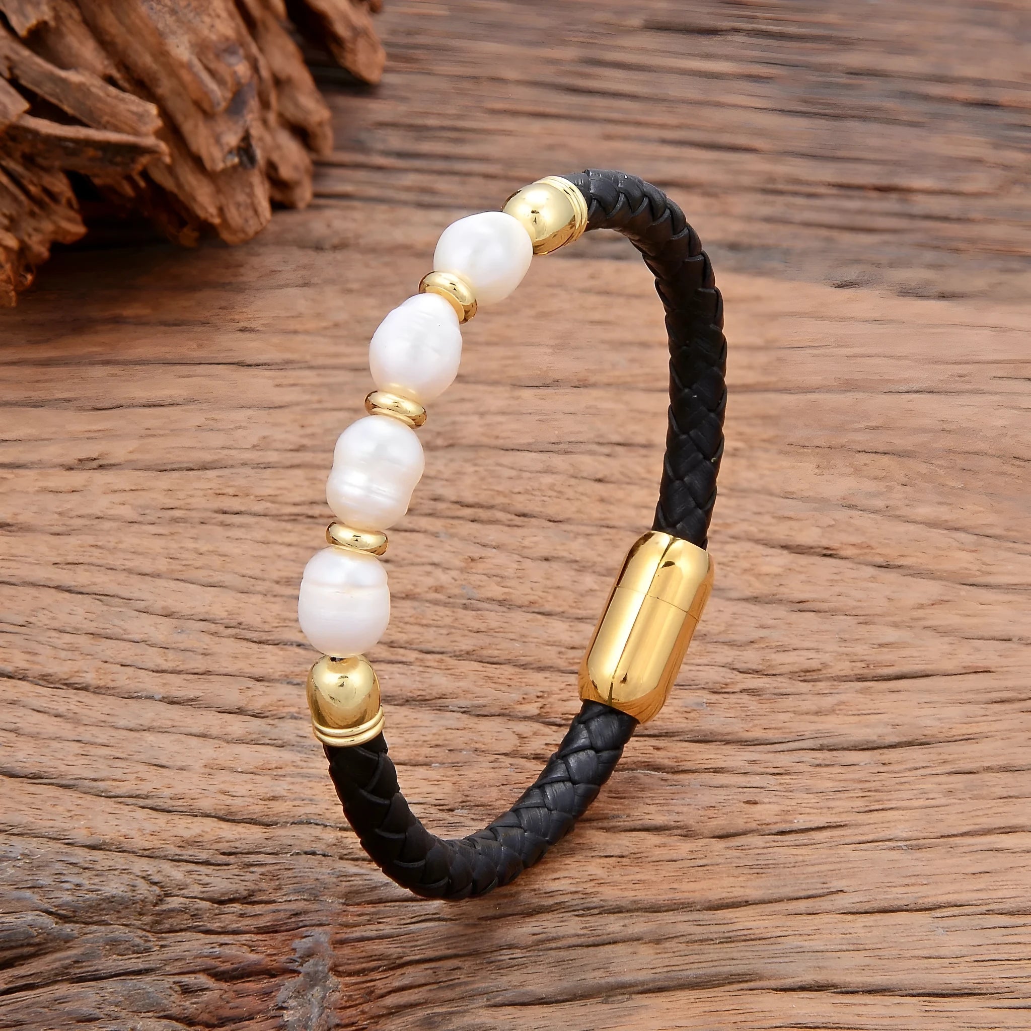 Handmade unisex bracelet with irregular pearls on adjustable leather strap in grey pearl and black.