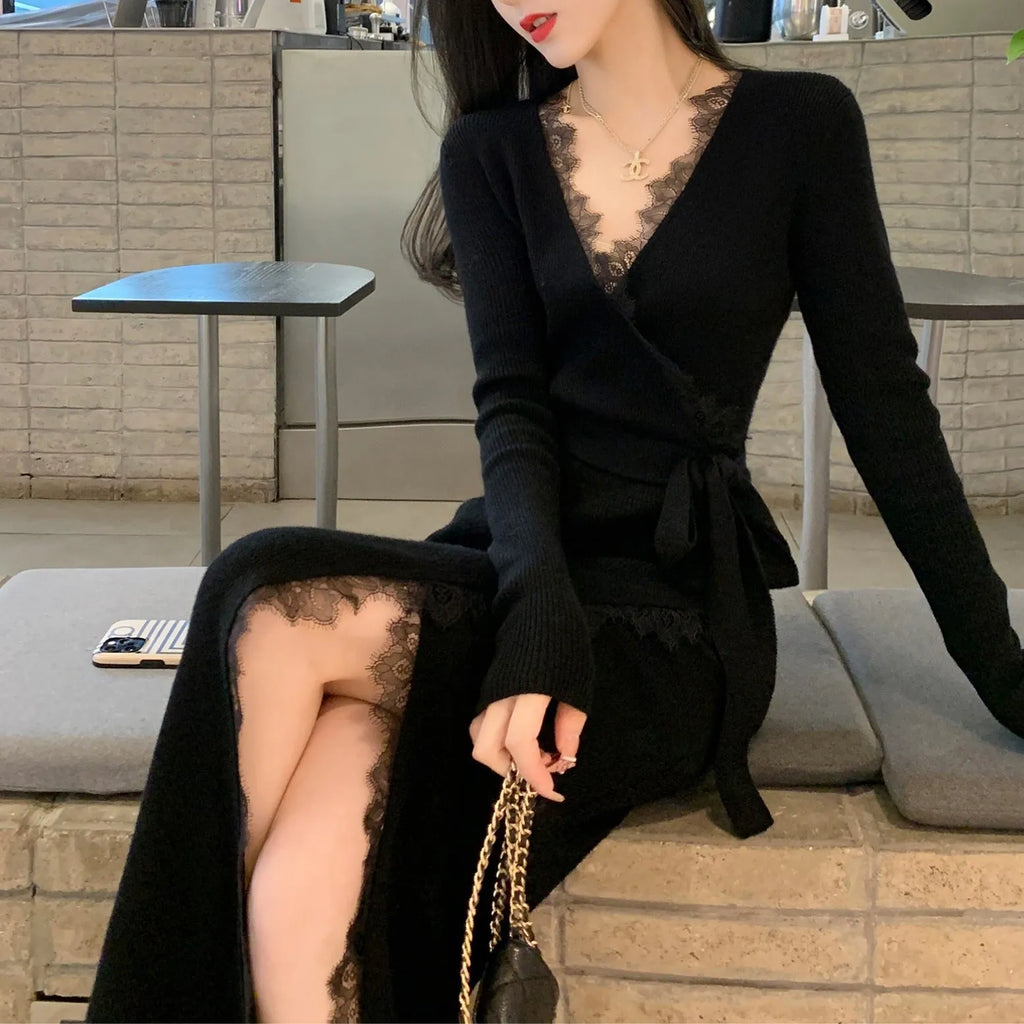 Black women's slim fit woolen skirt with princess dress silhouette