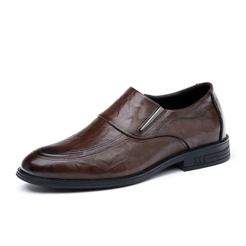 Men's black cowhide leather slip-on casual shoes with rubber sole