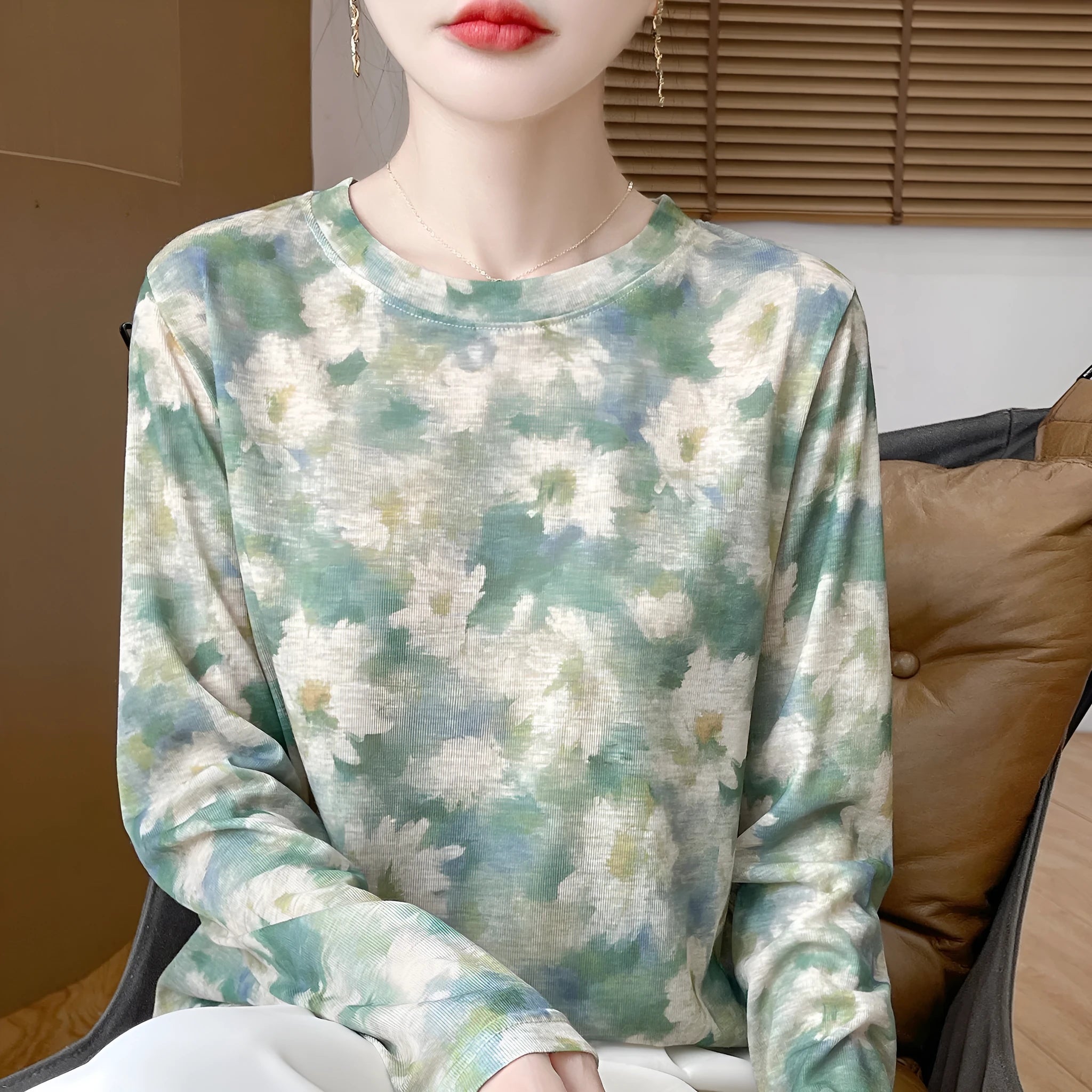 Round neck pullover shirt in Tencel cotton fabric with colourful floral print design