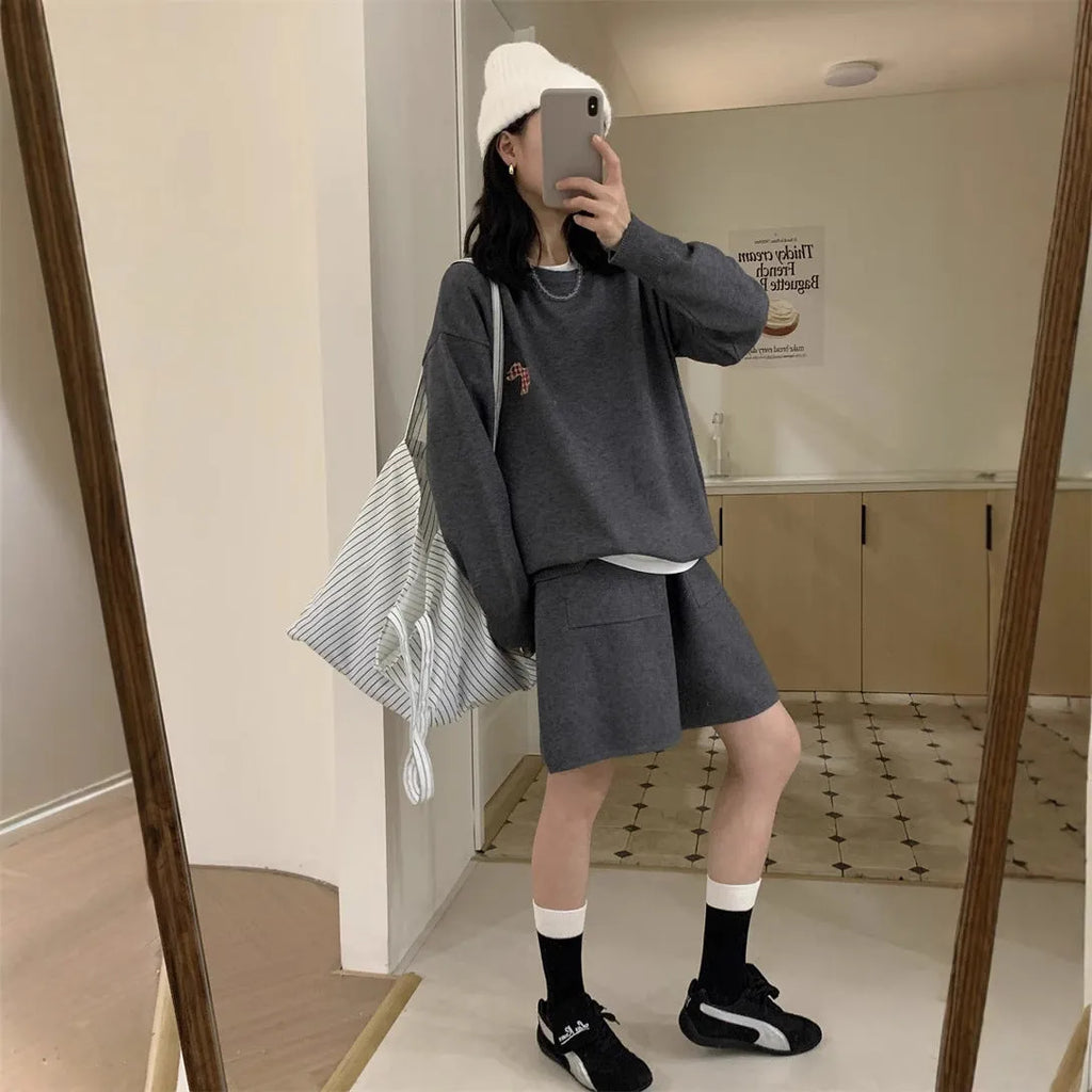 Women's casual knitted sweater and shorts suit in imitation cashmere fabric