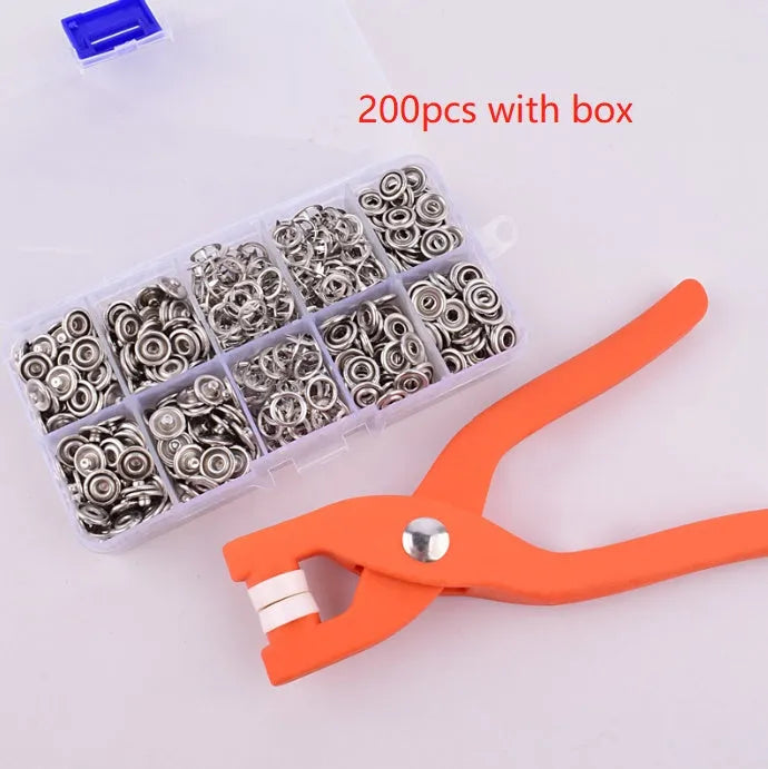 Stainless steel five-claw no-sew buttons and application pliers for children's clothing.