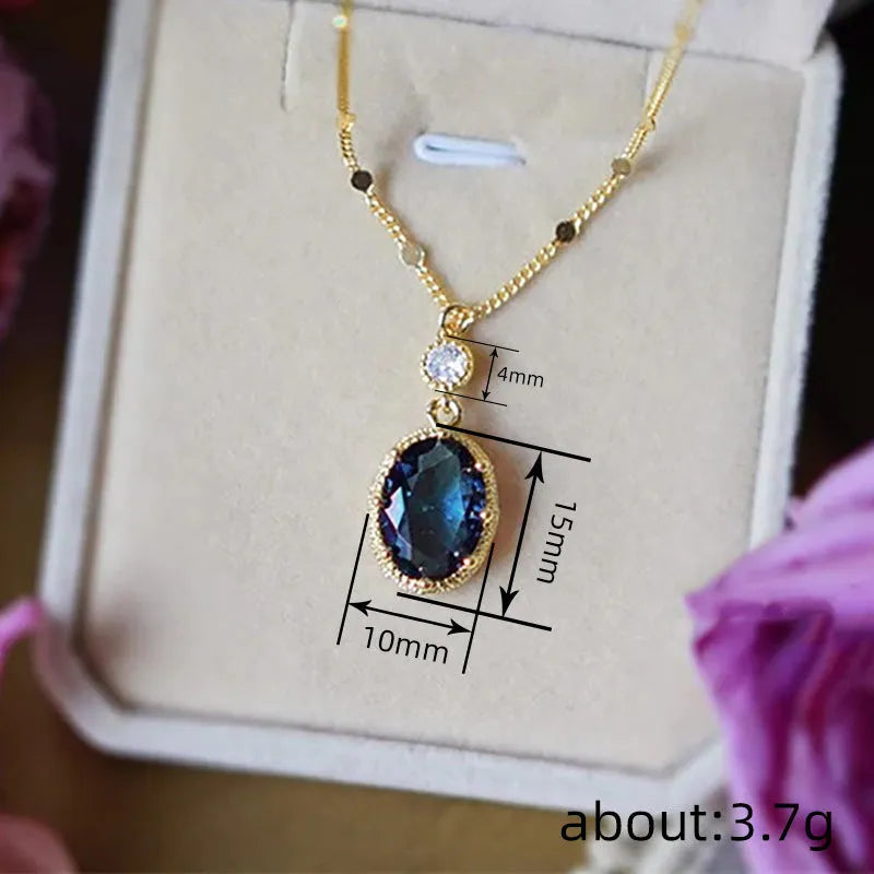 Geometric French retro style copper necklace with a gold electroplated finish.