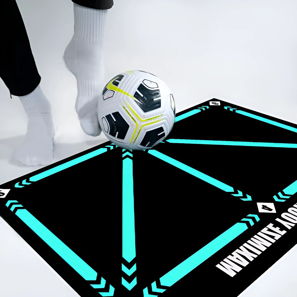 Indoor football training mat with rubber surface in cushion colour for ball control and skill practice