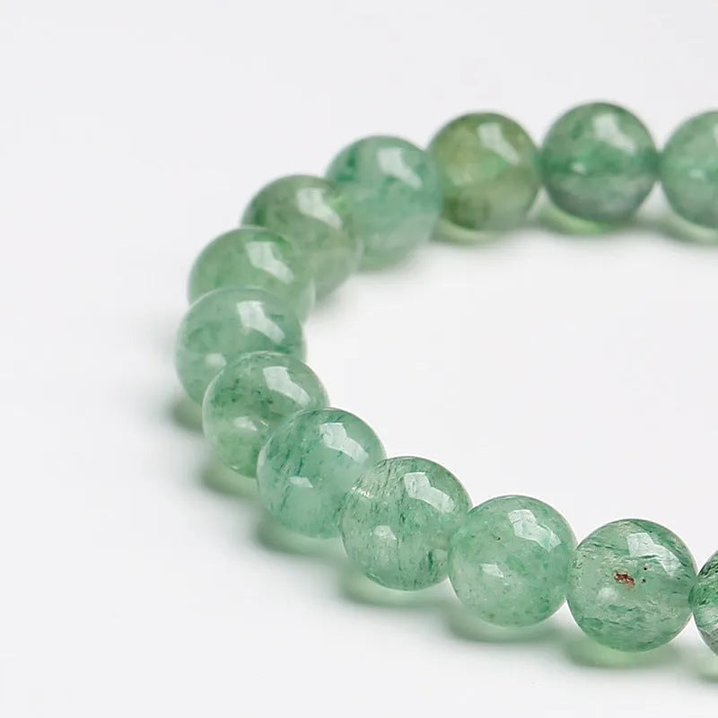 Green strawberry quartz women's bracelet with 7.5mm spherical beads and Chinese auspicious patterns in hand-woven single circle design