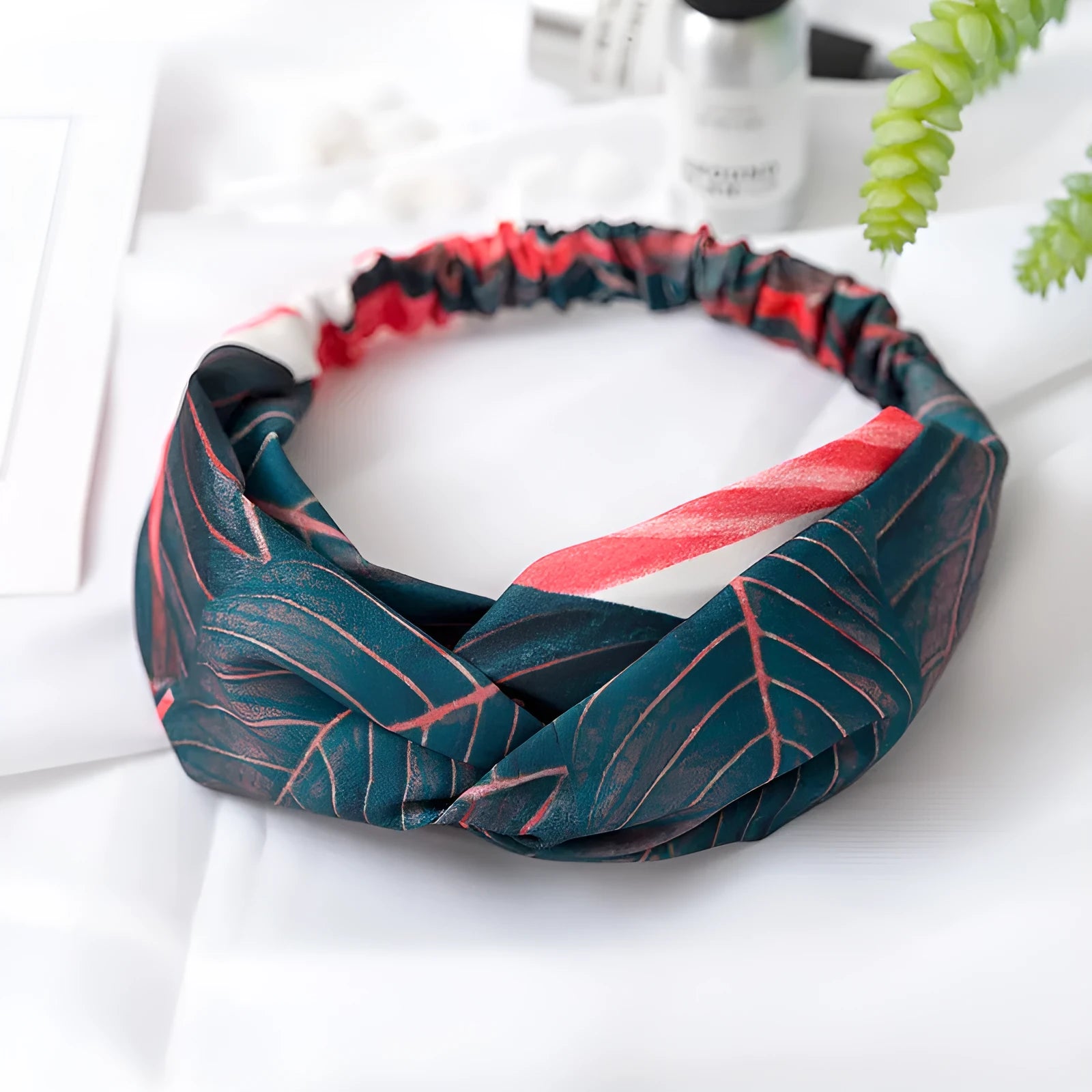 Red banana leaf cross pattern cloth headband for women's hair