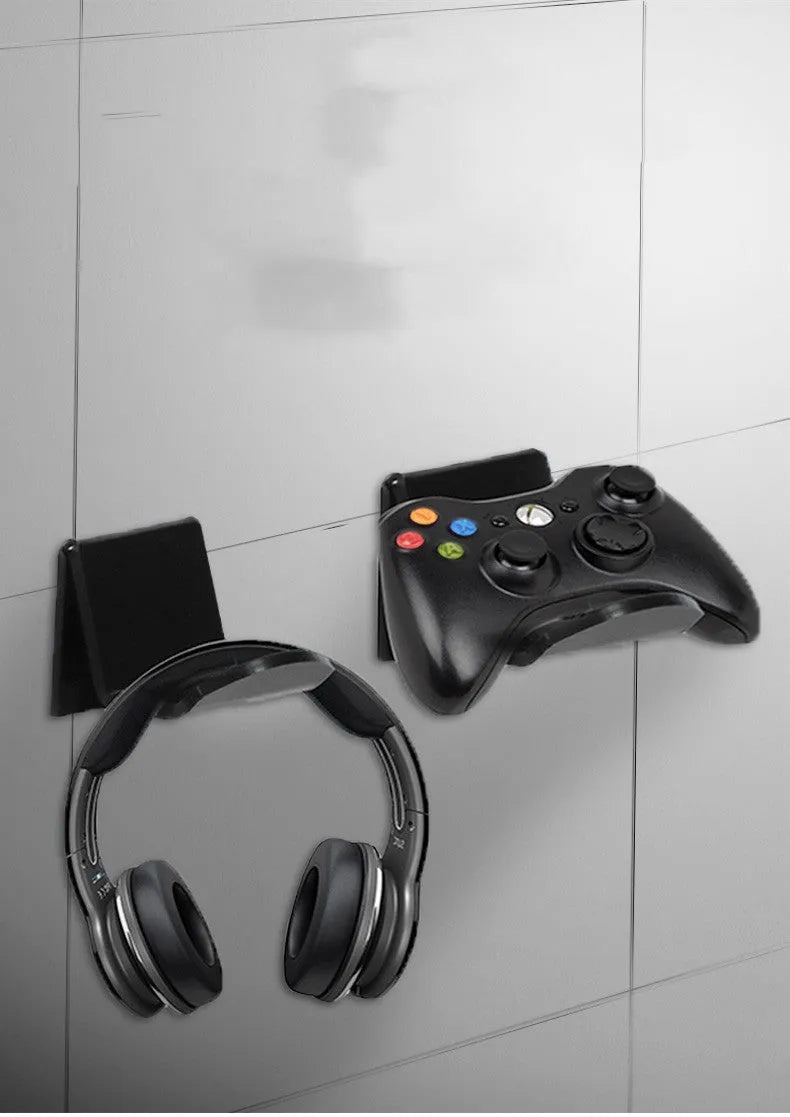Universal game controller mounting bracket in black, white and transparent colours for Nintendo Switch, PS4 and PS5