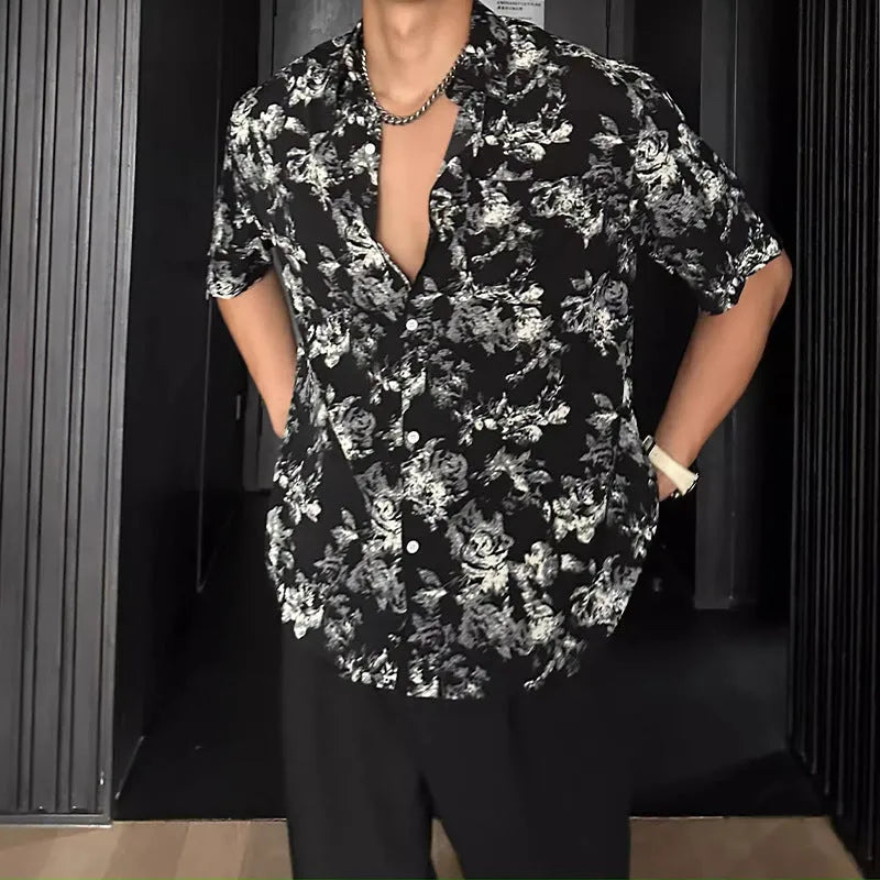 Women's loose casual short-sleeve shirt with a floral print pattern in white or black.