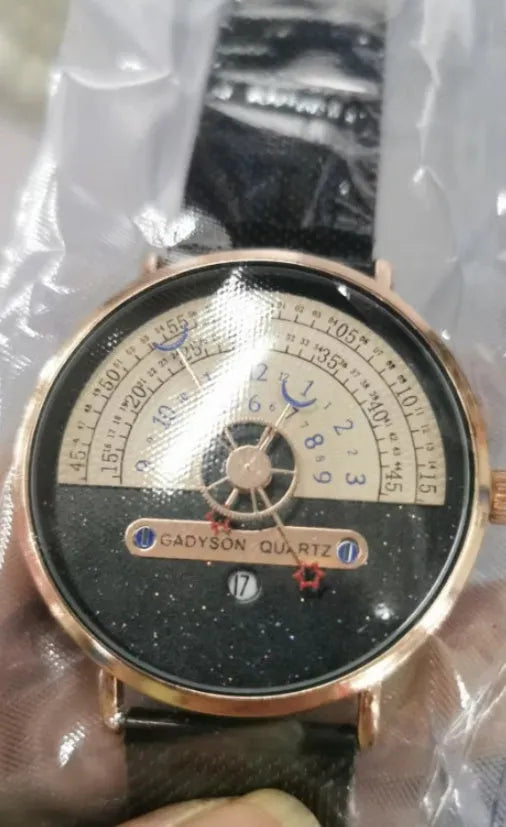 Men's M-1288 sports wristwatch with round 40mm dial, alloy case, and quartz movement