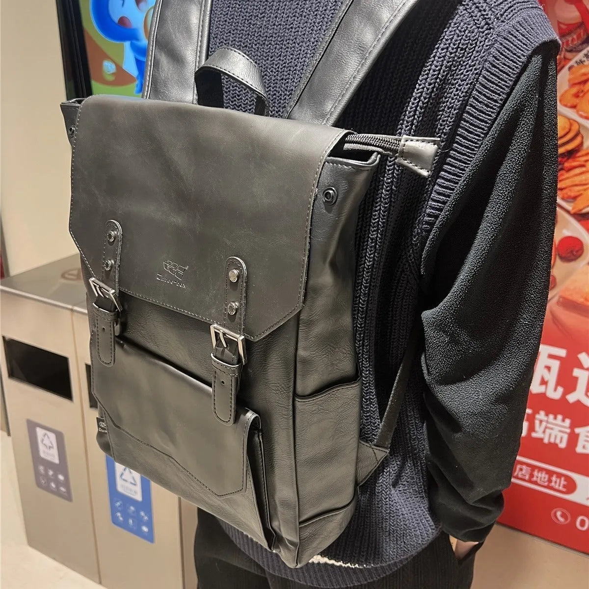 Unisex college style travel backpack in solid colour with large capacity for business travel