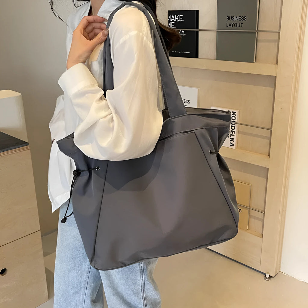 Soft foldable Oxford cloth commuter tote bag in street trend style