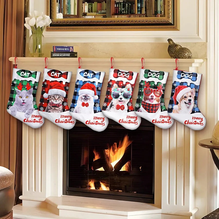 Printed cloth Christmas decoration with puppy or cat design in plaid colours measuring 26x36cm
