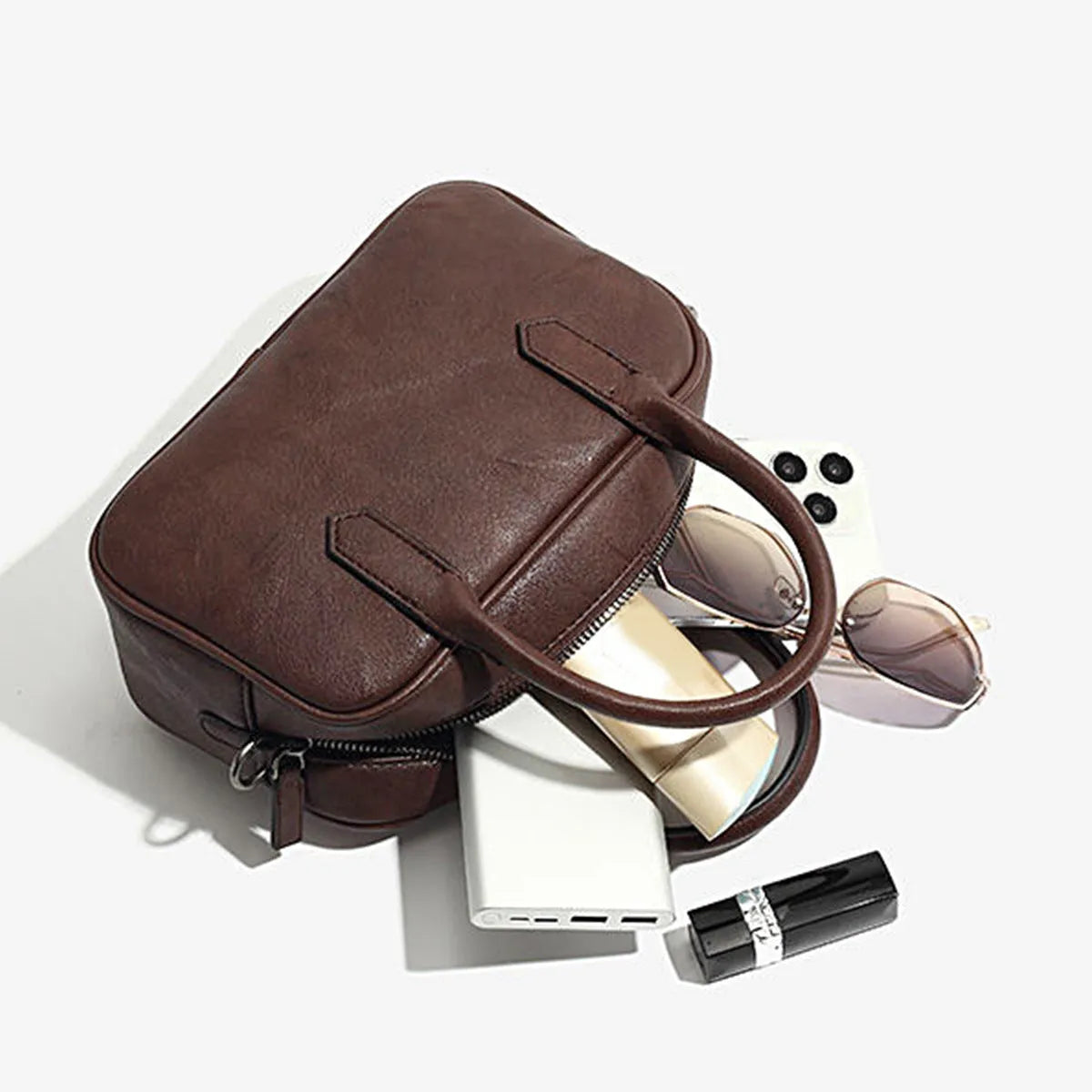 Retro small square shoulder messenger bag in black PU leather with horizontal design