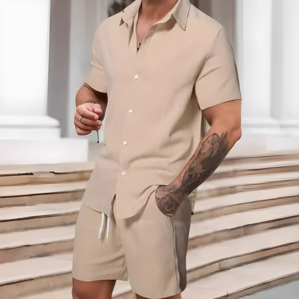 Men's striped casual suit set with short sleeve shirt and matching shorts in colour YT50313P1