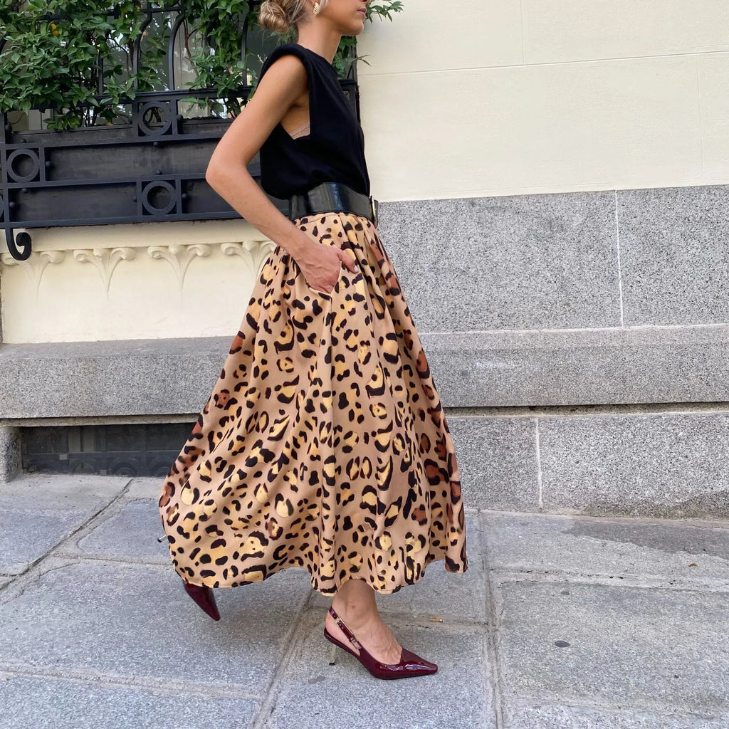 Women's brown leopard print A-line long skirt with big hem design