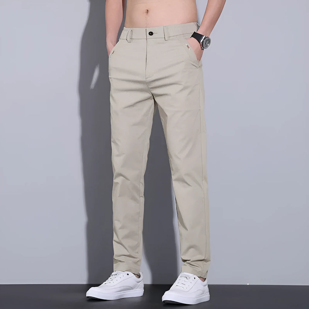 Men's straight slim-fit cotton trousers in light khaki colour with micro-elastic fabric for spring and summer wear