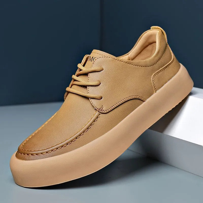 Men's brown casual lace-up shoes with round toe and flat platform sole on a white background.