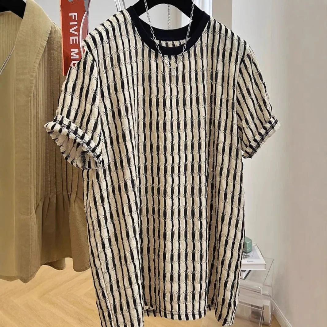 Black striped men's casual short sleeve top in silk and linen blend fabric