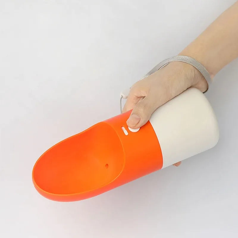 MOESTAR ROCKET portable pet water cup in white grey colour with 270ml capacity and one-button lock