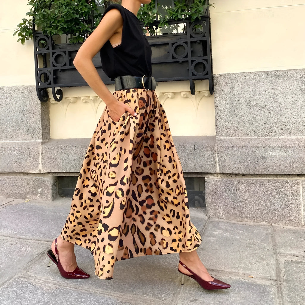 Women's brown leopard print A-line long skirt with big hem design