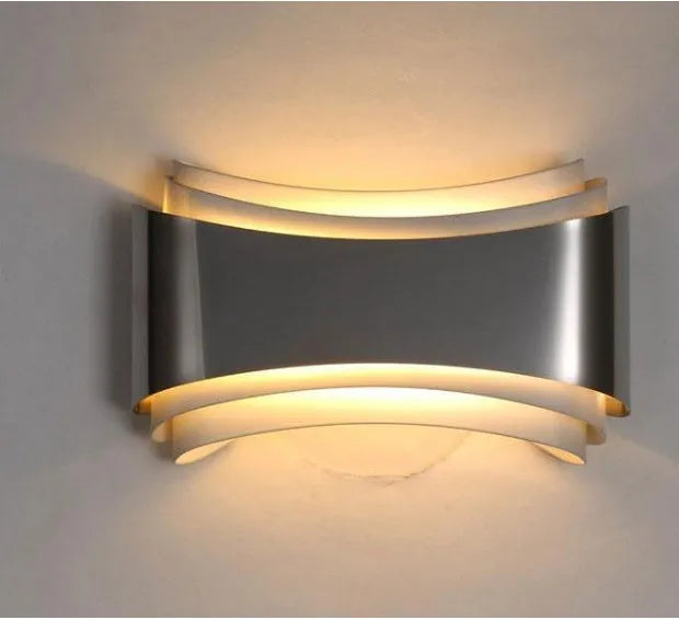 Modern rectangular LED wall lamp with matte finish and warm white light