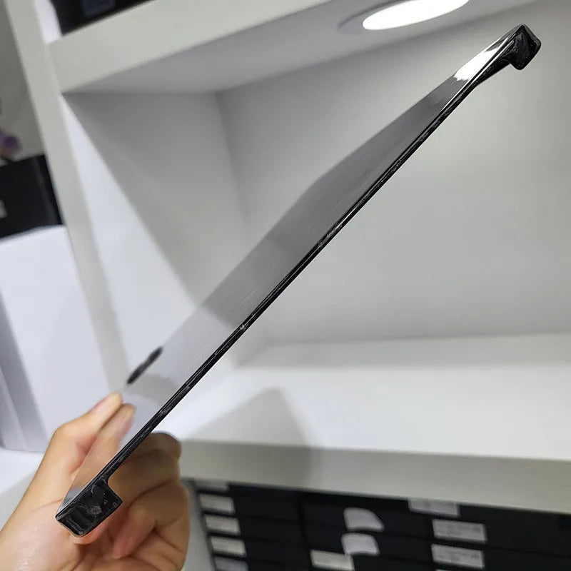 Genuine carbon fibre hard protective cover for Apple iPad Pro 11 in a plaid pattern.